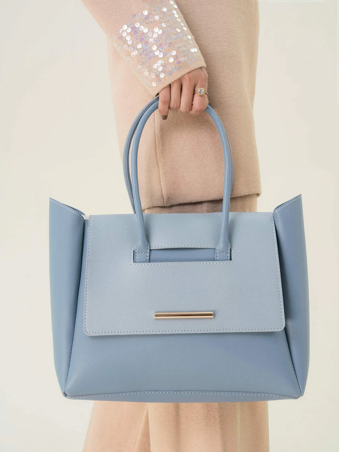 AJ Trapeze Handbag